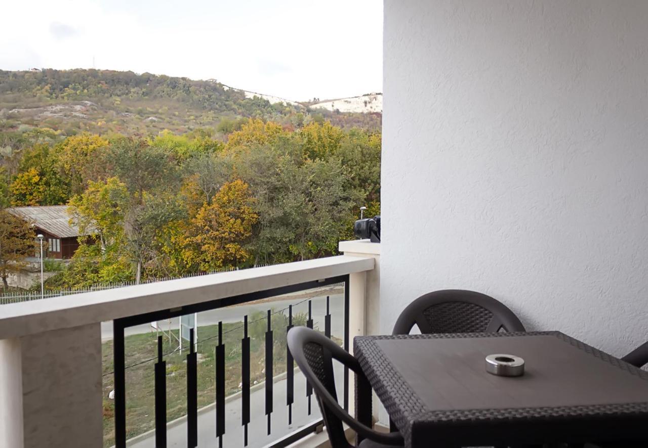 Apartment Lilia Kavarna Bagian luar foto