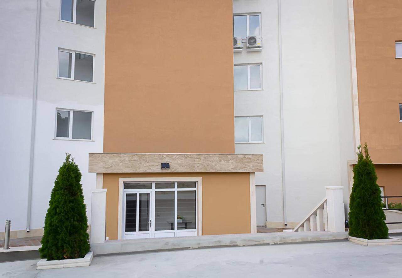 Apartment Lilia Kavarna Bagian luar foto